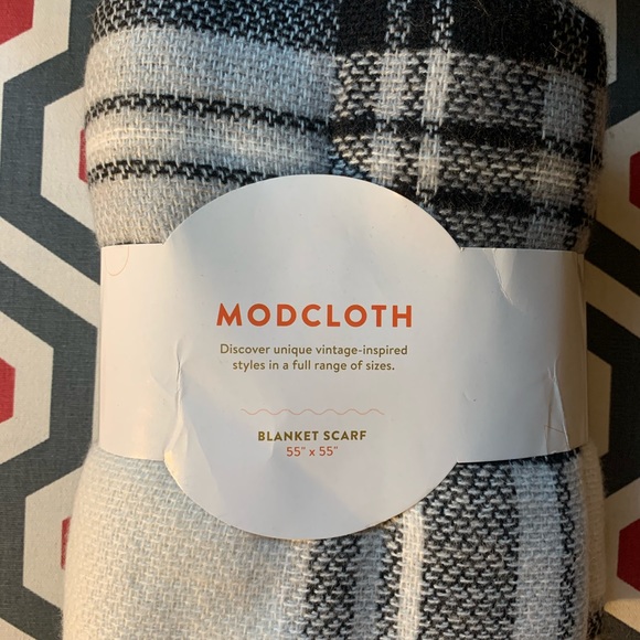 Modcloth Accessories - ModCloth Blanket Scarf